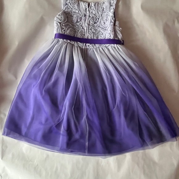 Girls Party Dress - Picture 2 of 8